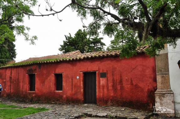 Uma das casas centenárias do centro histórico de Colonia del Sacramento, no sul do Uruguai